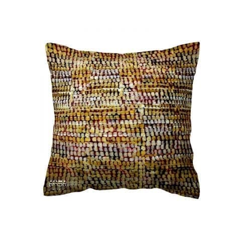 כרית נוי צבעי אדמה בשילוב צבעים חיים